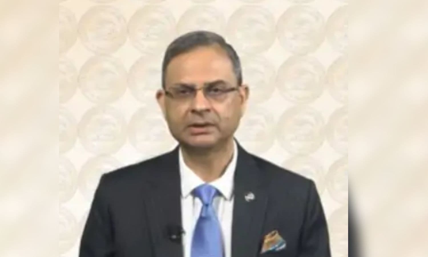 RBI Monetary Policy Meeting: रेपो रेट 5.25% पर बरकरार, होम लोन, EMI और FD पर क्या होगा असर?