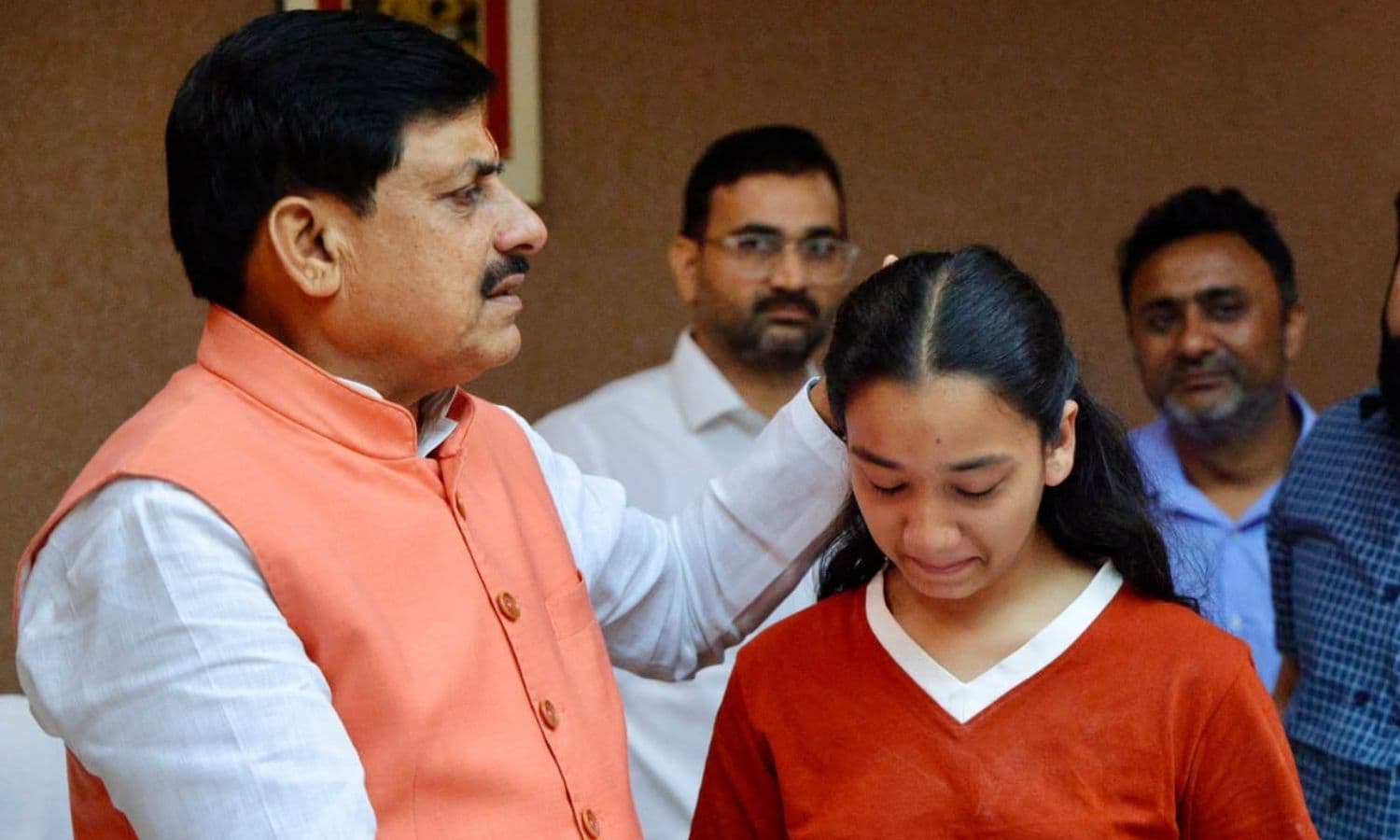 Urmila Saini Murder : CM मोहन यादव ने पीड़ित परिवार को दिया सहारा, बेटी की पढ़ाई के लिए 5 लाख रुपये की सहायता